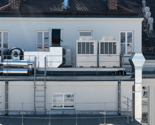 Klimaanlage an der Universität Wien Klimaanlage an der Universität Wien, Fakultät für Physik, Boltzmanngasse, Wien